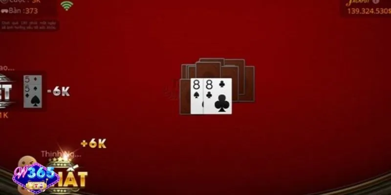 Quan sát đối thủ khi chơi Tiến lên W365